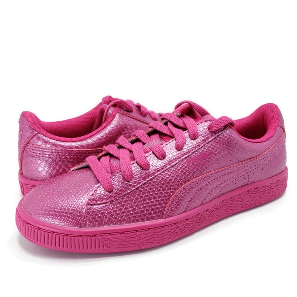 NEW- Retail $ 110, Puma "Pink Reptile"
